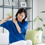 何をしても改善しない肩こりに｜頭からほぐす新しいアプローチ「広瀬式ドライヘッドマッサージ」【安城市 癒ろ葉】